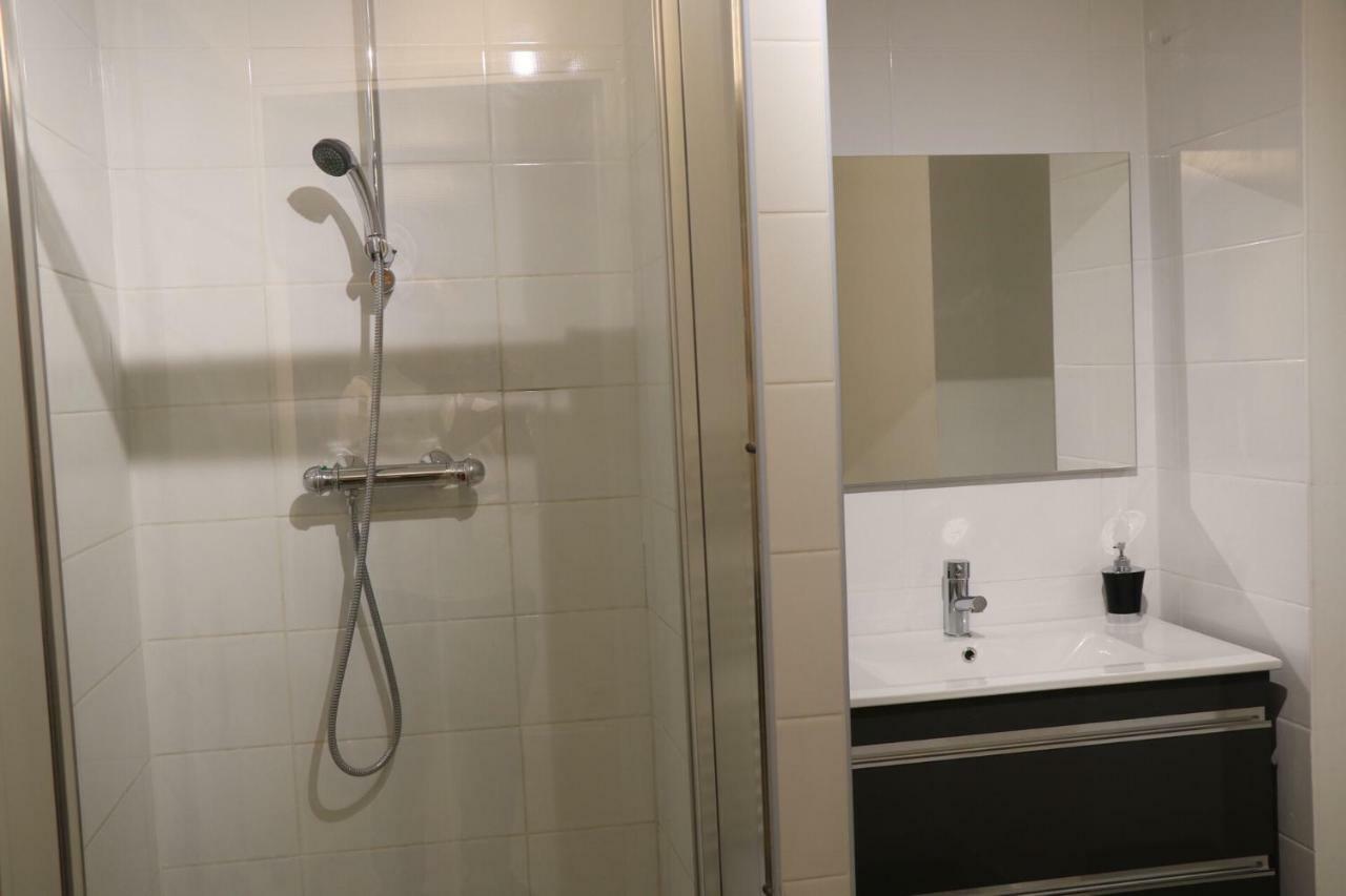Duplex Entre Mer Et Montagnes Apartment Saint-Zacharie Екстериор снимка